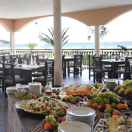 Andalucia Complex 3*